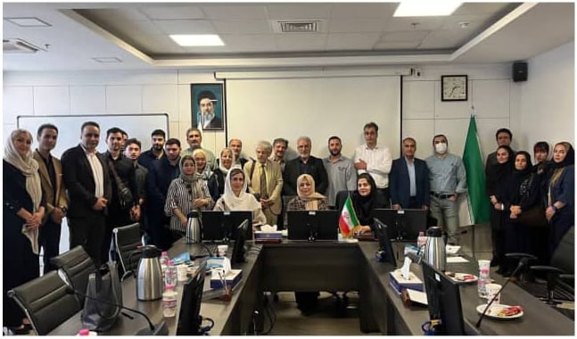 حضور هیئترئیسه آموزشگاه فنی و حرفهای مدار مکث در نشست مشترک با یکی از کمیسیونهای اتاق بازرگانی